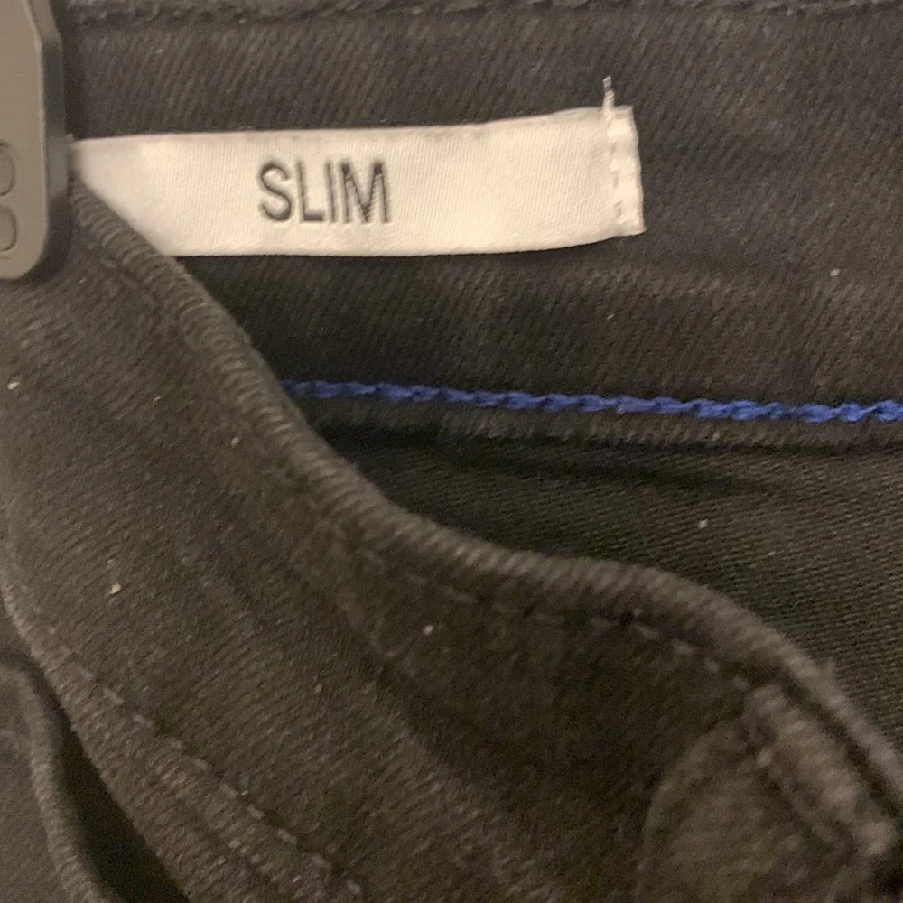CALVIN KLEIN BRAND NEW SLIM SIZE 38x32 JET BLACK JEANS